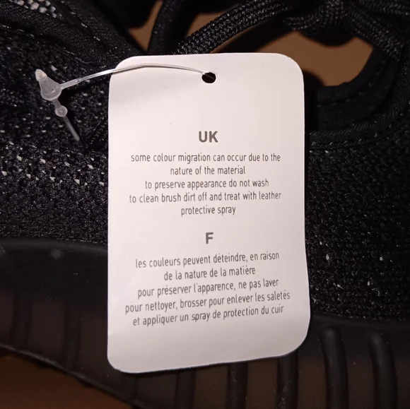 Size Tag Yeezy Bred Fake Vs Real YEEZY BOOST 350 V2 SPLY-350 KANYE